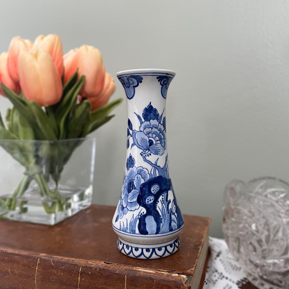 Vintage 1982 Royal Delft De Porceleyne Fles Blue and White Floral Vase